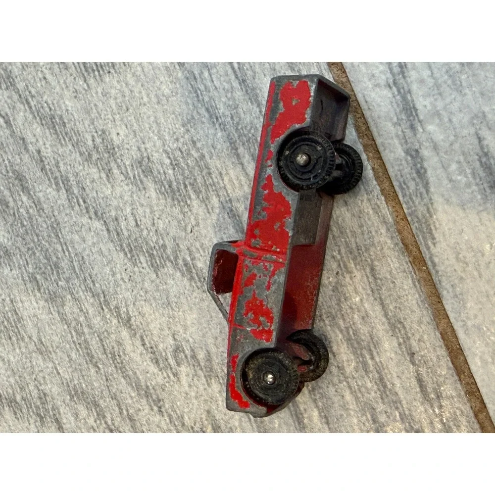 Marx vintage red